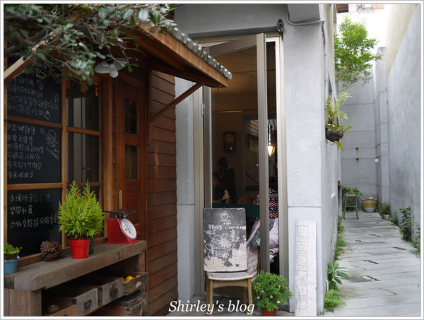 田樂 for Farm Burger:台中‧田樂漢堡(102巷店)