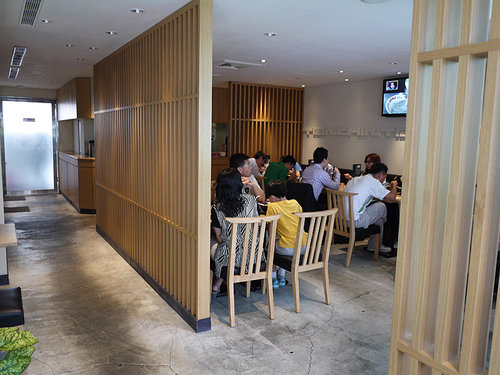 屯京拉麵:每次想吃都要排隊的東區屯京拉麵