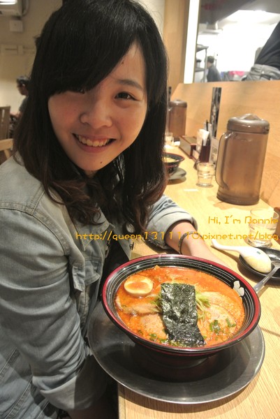 屯京拉麵：[美食]台北♥來自日本溫順辣感的麻辣豚骨叉燒拉麵♥屯京拉麵