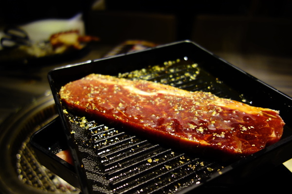 好客-音樂料理-現場LIVE演唱(市府店)：好客+音樂料理+現場LIVE演唱+帝王蟹+草蝦+火烤兩吃+吃到飽+東區+市政府捷運站+莫凡彼+戰斧牛排+牛五花+清檸雞腿排+麻吉+忠孝東路+基隆路