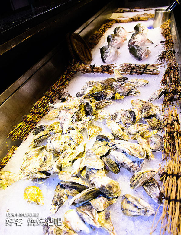 好客 音樂料理現場LIVE演唱(市府店):【邀約|好客燒烤市府店】大蝦、生蠔、干貝、戰斧牛排燒烤吃到飽 Q彈帝王蟹剔牙!! 還有LIVE演奏陪你烤!!