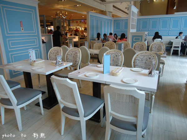 Dazzling Cafe Sky(4店)：【台中。西屯】 Dazzling Cafe Sky~新品：酥脆熔岩吐司、當日壽星免費招待經典蜜糖吐司