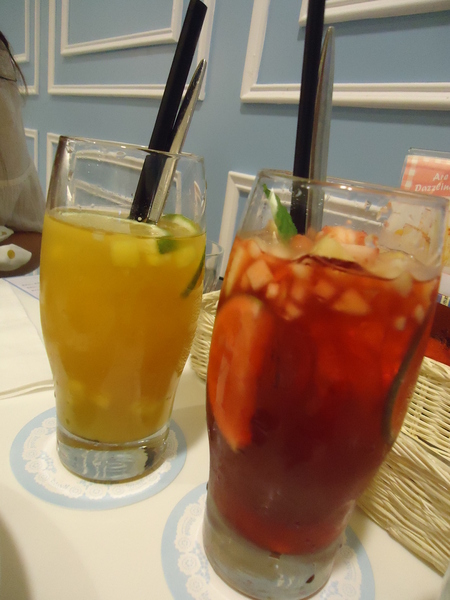 Dazzling Cafe(新光店)：【台中食記】Dazzling café 貴婦下午茶蜜糖吐司@台中新光三越