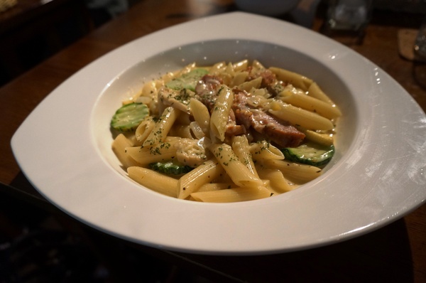 11 Cafe'：11 Cafe - 義大利麵商業午餐