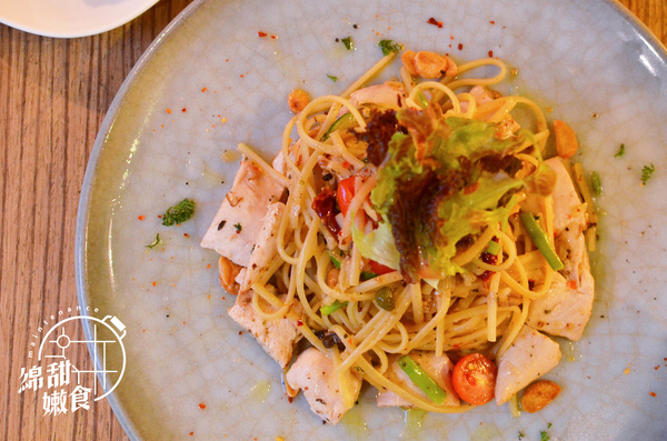 INO ICE(草悟道店)：『台中||西屯區』綠園道日式散步甜食&特色飲品-ino ice雞蛋糕