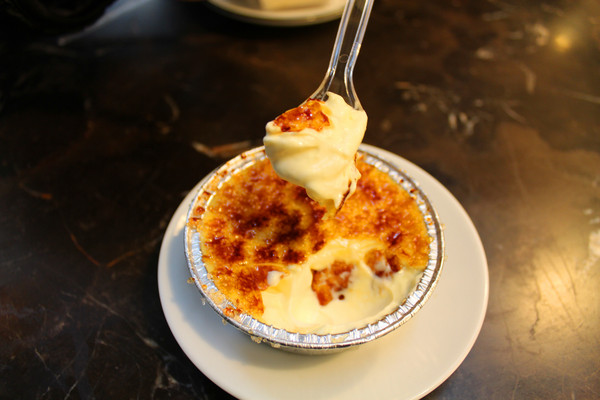 煎餅磨坊：[台北]永康街吃了會轉圈的焦糖脆片布丁