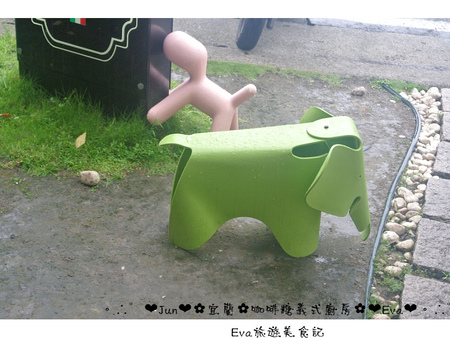 咖啡糖義式廚房:【食記】oO。宜蘭 宜蘭市 咖啡糖義式廚房(Brown Taffy) 義大利麵、咖啡、蜜糖吐司、鬆餅、煎餅、pizza、火鍋、燉飯 吃過一次,會想再來第二次~。o○。