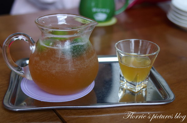 咖啡糖義式廚房：宜蘭(市)美食~Brown Taffy咖啡糖 義式廚房 下午茶 咖啡~漂亮的蜜糖珠寶盒