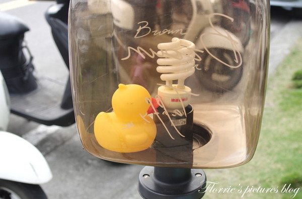 咖啡糖義式廚房：宜蘭(市)美食~Brown Taffy咖啡糖 義式廚房 下午茶 咖啡~漂亮的蜜糖珠寶盒