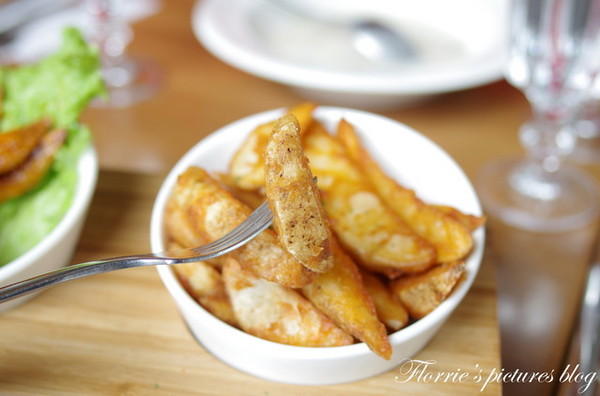 咖啡糖義式廚房：宜蘭(市)美食~Brown Taffy咖啡糖 義式廚房 下午茶 咖啡~漂亮的蜜糖珠寶盒