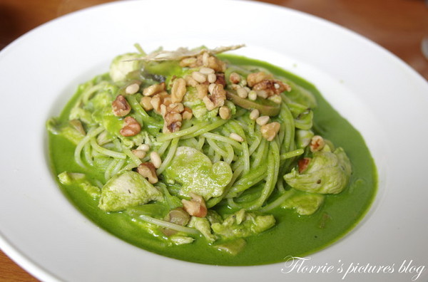 咖啡糖義式廚房：宜蘭(市)美食~Brown Taffy咖啡糖 義式廚房 下午茶 咖啡~漂亮的蜜糖珠寶盒