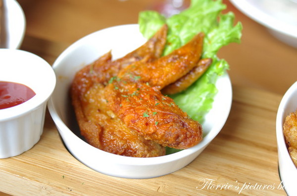 咖啡糖義式廚房：宜蘭(市)美食~Brown Taffy咖啡糖 義式廚房 下午茶 咖啡~漂亮的蜜糖珠寶盒