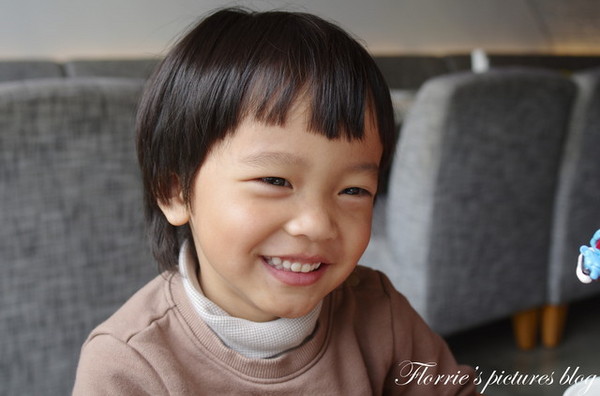 咖啡糖義式廚房：宜蘭(市)美食~Brown Taffy咖啡糖 義式廚房 下午茶 咖啡~漂亮的蜜糖珠寶盒