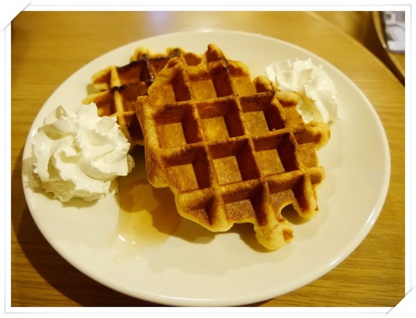 Gloria Jean’s Coffees高樂雅咖啡(台北民權店):【中山區】澳洲最大的咖啡連鎖店Gloria Jean’s Coffees高樂雅咖啡-讚不絕口的比利時鬆餅出現了!!