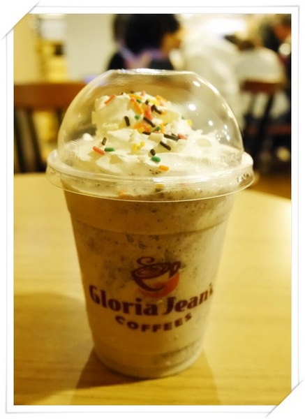 Gloria Jean’s Coffees高樂雅咖啡(台北民權店):【中山區】澳洲最大的咖啡連鎖店Gloria Jean’s Coffees高樂雅咖啡-讚不絕口的比利時鬆餅出現了!!