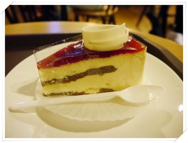 Gloria Jean’s Coffees高樂雅咖啡(台北民權店):【中山區】澳洲最大的咖啡連鎖店Gloria Jean’s Coffees高樂雅咖啡-讚不絕口的比利時鬆餅出現了!!