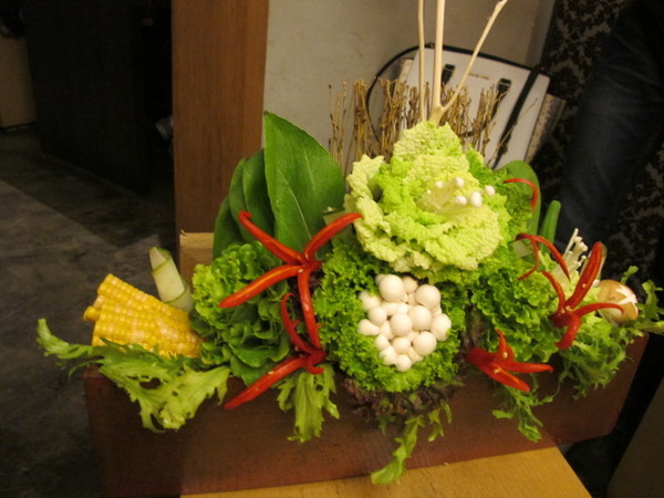 寬巷子鍋品美食：(食記)台北士林寬巷子提供藝術品般的火鍋料。視覺及味覺雙重饗宴一次滿足。