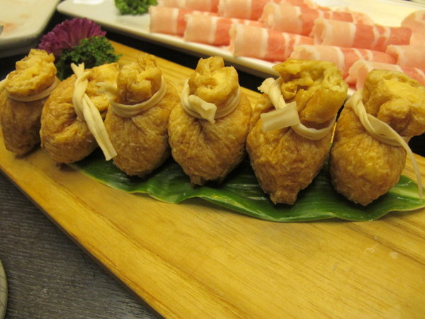 寬巷子鍋品美食：(食記)台北士林寬巷子提供藝術品般的火鍋料。視覺及味覺雙重饗宴一次滿足。