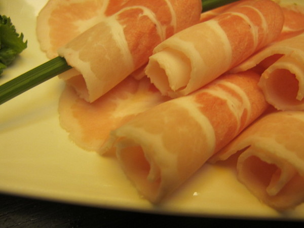 寬巷子鍋品美食：(食記)台北士林寬巷子提供藝術品般的火鍋料。視覺及味覺雙重饗宴一次滿足。