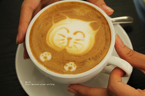 Artista Perfetto (AP) 信義區咖啡廳，冠軍拉花咖啡