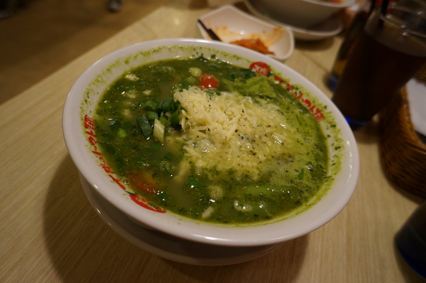 太陽蕃茄拉麵 (太陽のトマト麺)(站前店)：太陽蕃茄拉麵 ♥ 健康美味拉麵 ♥自家製麵
