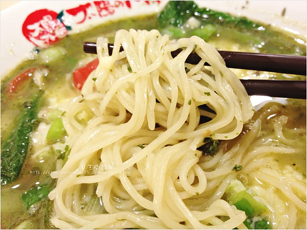 太陽蕃茄拉麵 (太陽のトマト麺 Taiwan)(站前店)：宅媽熊寶覓食趣@Taitoma 太陽番茄拉麵(站前店)