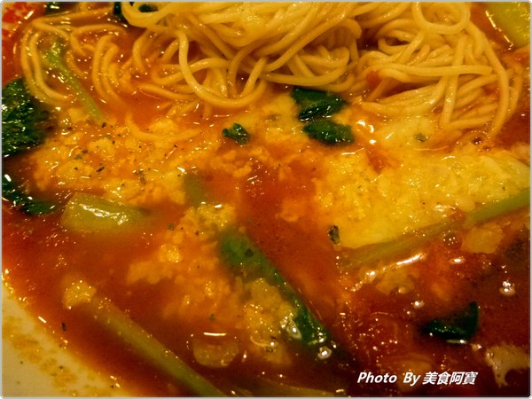 太陽蕃茄拉麵 (太陽のトマト麺 Taiwan)：【台北市】濃郁太陽蕃茄拉麵「太陽のトマト麺 Taiwan」