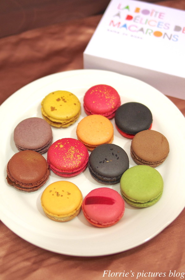 Boite de bijou 珠寶盒法式點心坊：台北大安區美食~珠寶盒法式點心坊boîte de bijou(麗水店)~馬卡龍不凋花禮~漂亮又甜滋滋的情人節禮盒