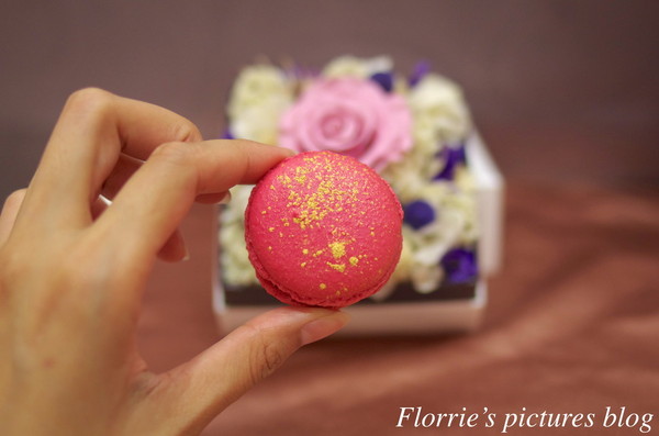 Boite de bijou 珠寶盒法式點心坊：台北大安區美食~珠寶盒法式點心坊boîte de bijou(麗水店)~馬卡龍不凋花禮~漂亮又甜滋滋的情人節禮盒