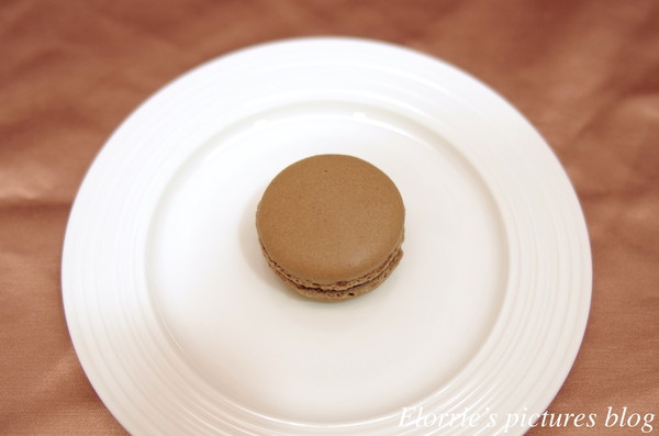 Boite de bijou 珠寶盒法式點心坊：台北大安區美食~珠寶盒法式點心坊boîte de bijou(麗水店)~馬卡龍不凋花禮~漂亮又甜滋滋的情人節禮盒