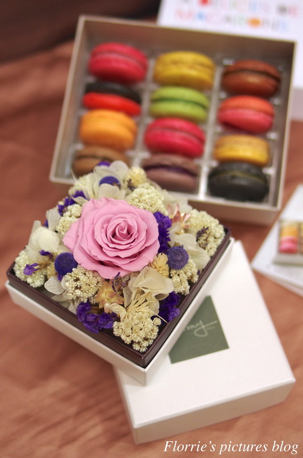 Boite de bijou 珠寶盒法式點心坊：台北大安區美食~珠寶盒法式點心坊boîte de bijou(麗水店)~馬卡龍不凋花禮~漂亮又甜滋滋的情人節禮盒
