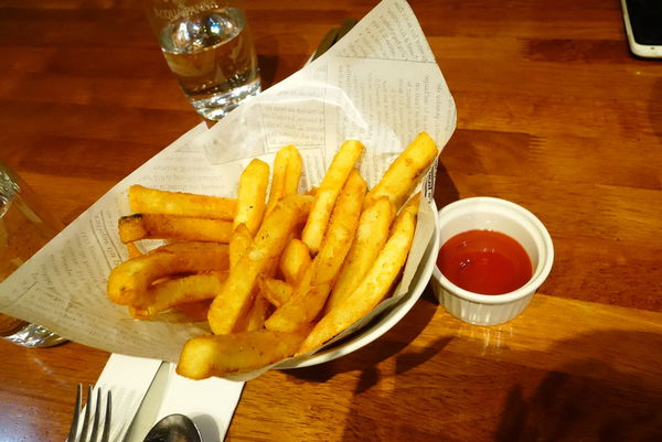 大嗑西式餐館：大嗑西式餐館 ～樣樣都美味． 聚會小酌好地方- 捷運忠孝新生站