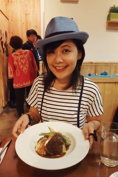 大嗑好擠我後面是廁所