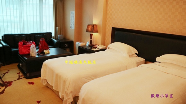 中冠礁溪大飯店：【宜蘭住宿】中冠礁溪大飯店超好玩滑水道，夏天也要泡溫泉