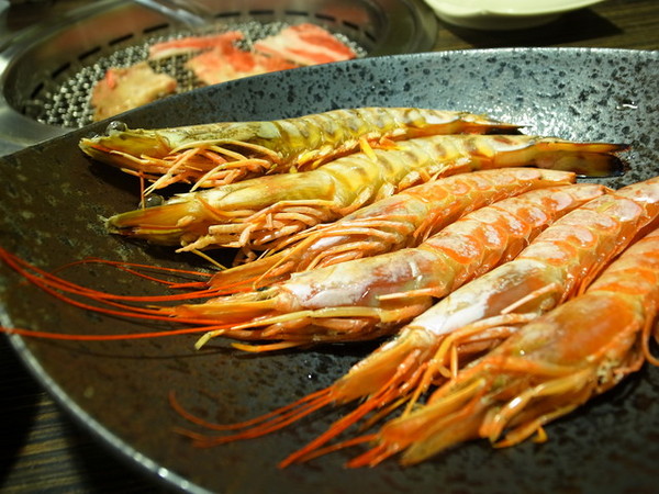 燒肉眾(新莊店):<新北|新莊|燒肉店>燒肉粽~燒肉眾傻傻分不清楚!明蝦紅蝦都很威!