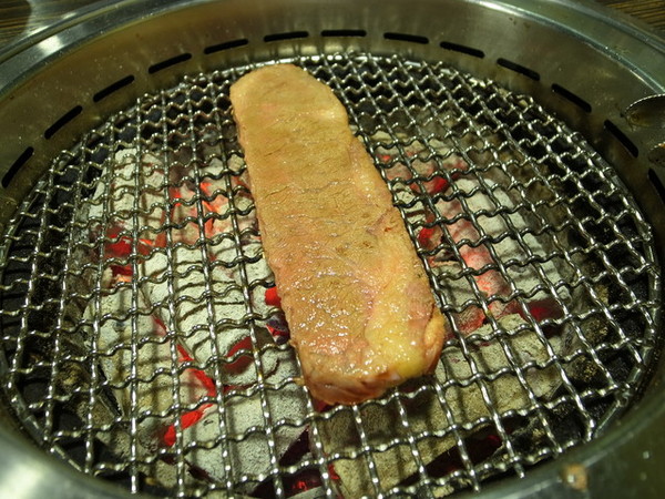 燒肉眾(新莊店):<新北|新莊|燒肉店>燒肉粽~燒肉眾傻傻分不清楚!明蝦紅蝦都很威!