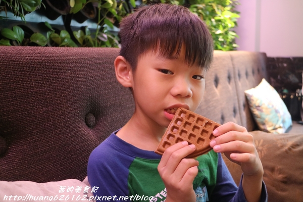 咖啡弄(劍潭店):【台北士林區】精緻下午茶『咖啡弄-劍潭店』鬆餅/三明治/咖啡/水果茶/輕食/捷運劍潭站