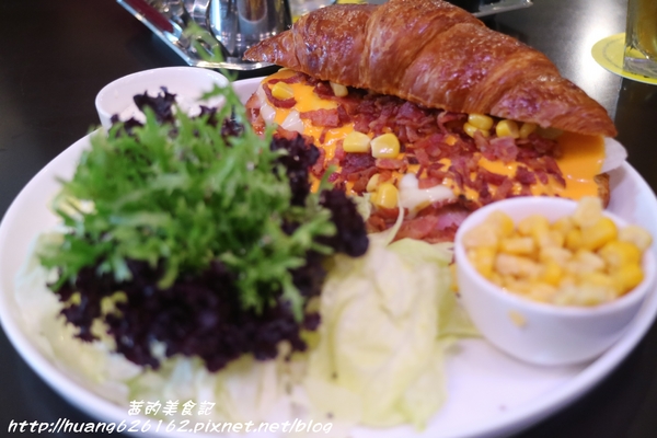 咖啡弄(劍潭店):【台北士林區】精緻下午茶『咖啡弄-劍潭店』鬆餅/三明治/咖啡/水果茶/輕食/捷運劍潭站