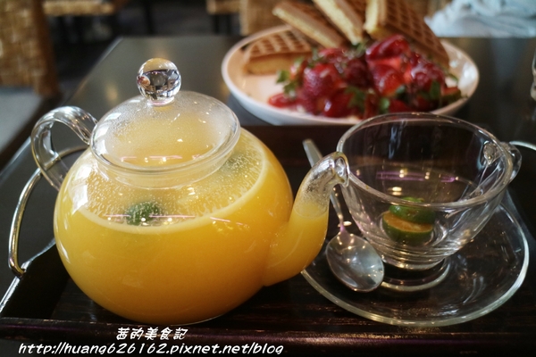 咖啡弄(劍潭店):【台北士林區】精緻下午茶『咖啡弄-劍潭店』鬆餅/三明治/咖啡/水果茶/輕食/捷運劍潭站