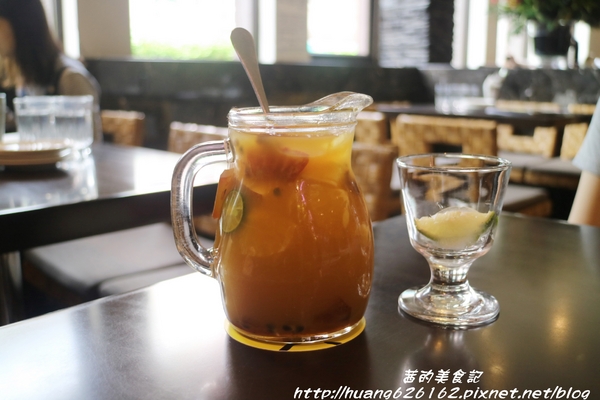 咖啡弄(劍潭店):【台北士林區】精緻下午茶『咖啡弄-劍潭店』鬆餅/三明治/咖啡/水果茶/輕食/捷運劍潭站