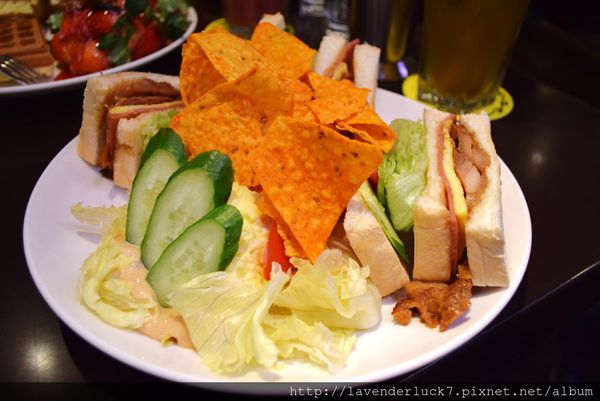 咖啡弄(劍潭店)：♥劍潭咖啡弄-飽足感輕食