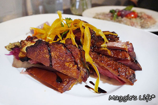 Dancing Pig 豬跳舞小餐館：◆台北東區美食。捷運國父紀念館【DANCING PIG豬跳舞小餐館】高CP值異國料理。免服務費