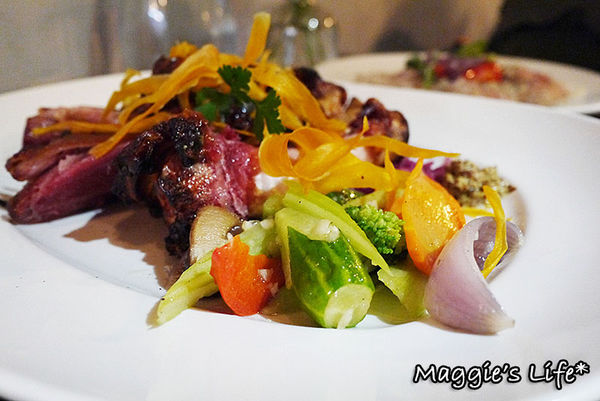 Dancing Pig 豬跳舞小餐館：◆台北東區美食。捷運國父紀念館【DANCING PIG豬跳舞小餐館】高CP值異國料理。免服務費