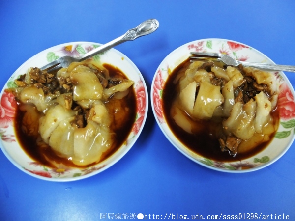 新營肉丸：【美食特搜。台南新營區】新營肉丸。新營地區家喻戶曉的老店 以手工製作保留古早味