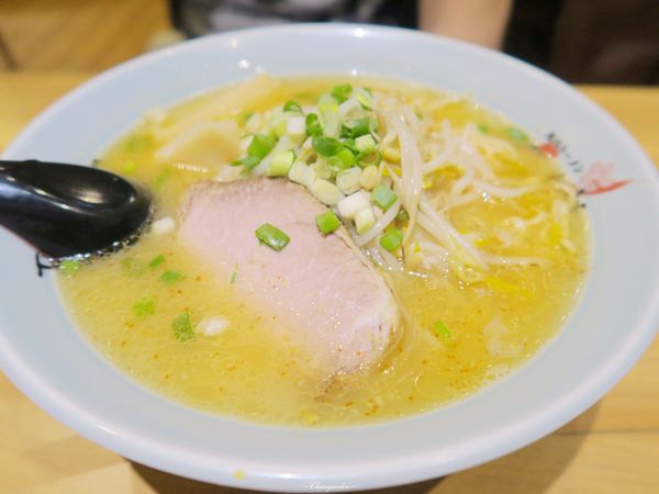 梅光軒(台北101店)：台北 捷運101站 梅光軒~米其林推薦之北海道三大拉麵品牌