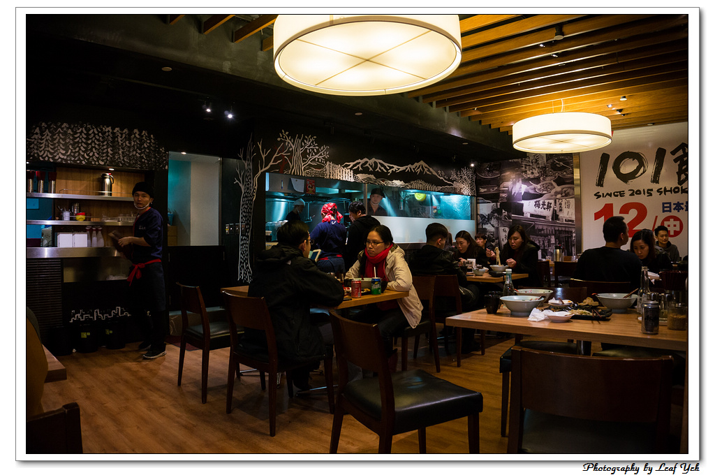 kitty貓拉麵,hello kitty拉麵,北海道旭川梅光軒拉麵,米其林推薦拉麵,旭川拉麵大賞,2012年北海道米其林紅色指南推薦,台北101美食,信義區拉麵,信義區美食,台北101拉麵,麻油拉麵,旭川醬油拉麵