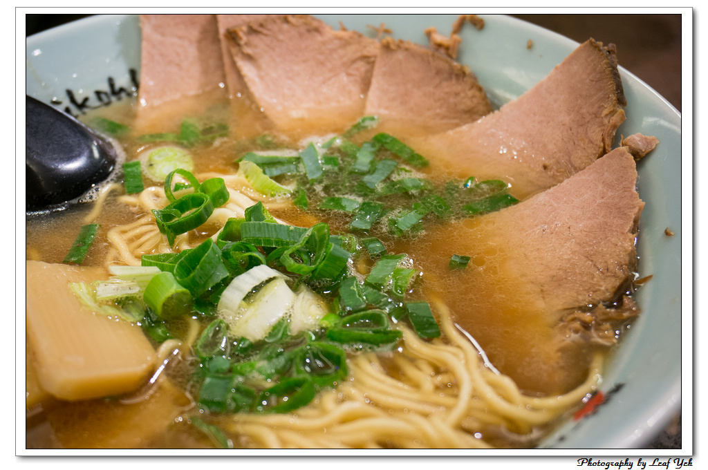 kitty貓拉麵,hello kitty拉麵,北海道旭川梅光軒拉麵,米其林推薦拉麵,旭川拉麵大賞,2012年北海道米其林紅色指南推薦,台北101美食,信義區拉麵,信義區美食,台北101拉麵,麻油拉麵,旭川醬油拉麵