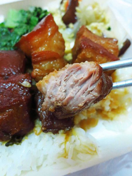 【板橋排隊美食】成昌食堂-連平日也在排隊的美食