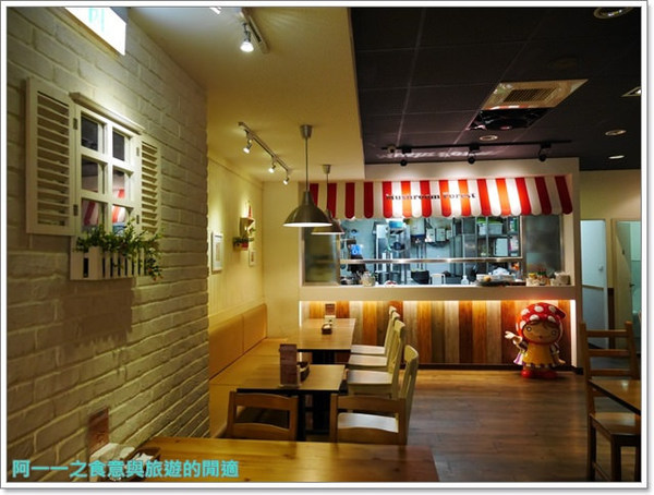 蘑菇森林義大利麵坊:捷運中山站美食 蘑菇森林義大利麵坊 牽絲焗烤雞排(讀者專屬優惠)~大份量可愛義式料理