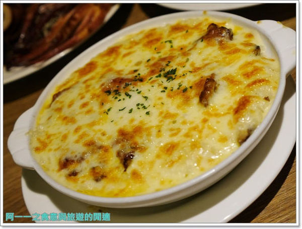 蘑菇森林義大利麵坊:捷運中山站美食 蘑菇森林義大利麵坊 牽絲焗烤雞排(讀者專屬優惠)~大份量可愛義式料理